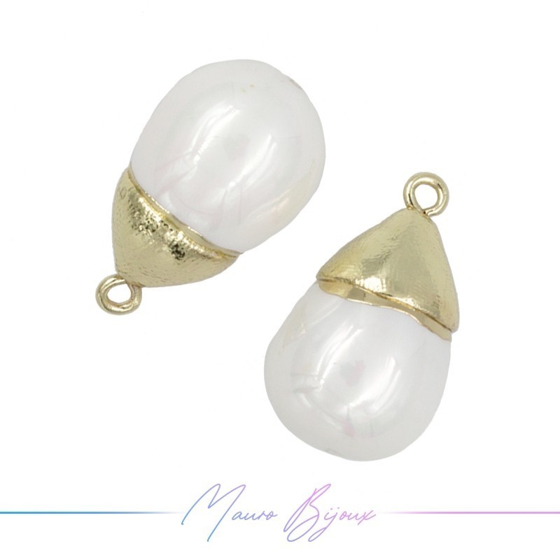 Charm Pearls Drop White with Top in Gold Brass