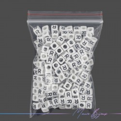 Passanti in Plastica Letterine Cubo "R" Bianco/Nero 6x6mm