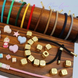 Bracciale in Corda color Fucsia