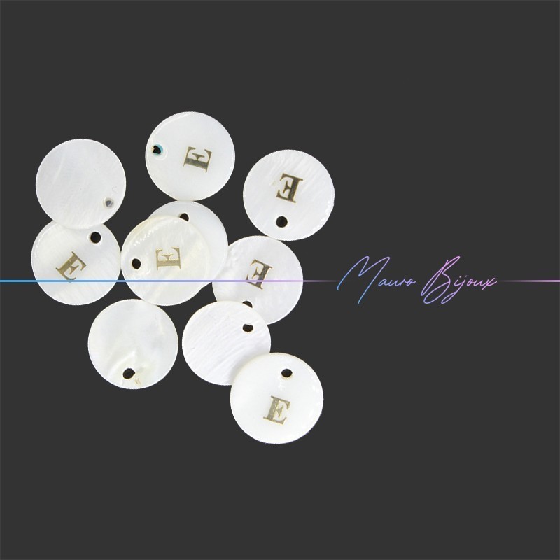 Nacre Letters E in Gold 13mm