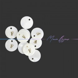 Ciondoli Madreperla Letterine F in Oro 13mm